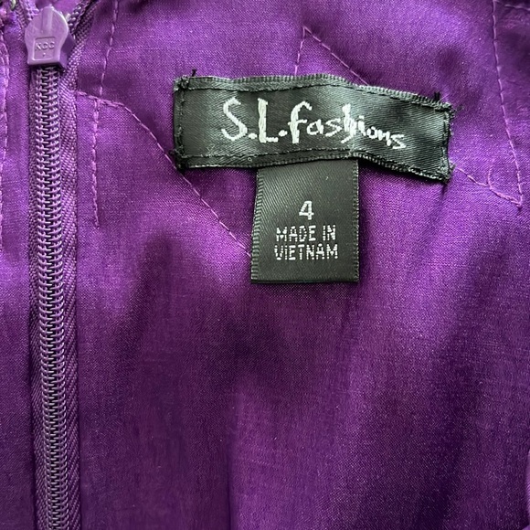 S. L. Fashions  Dress  Purple with Sheen  Floral embellished neckline NWOT  Sz.4 - Picture 9 of 10